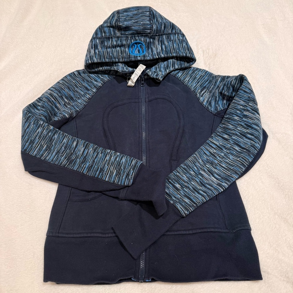 lululemon athletica Kids Navy and Blue Patterned Jacket